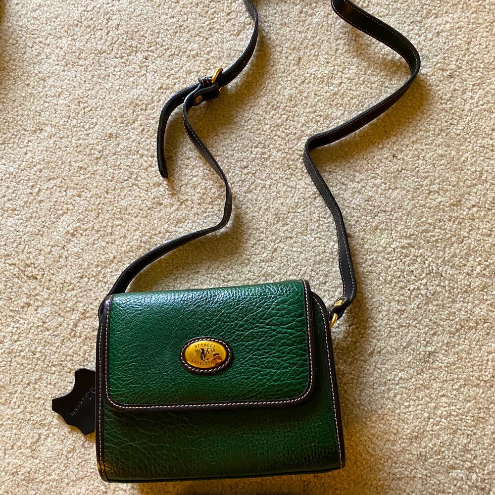 Small boxy green leather cross body purse